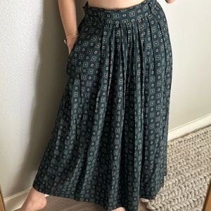Jones New York Green Patterned Maxi Skirt